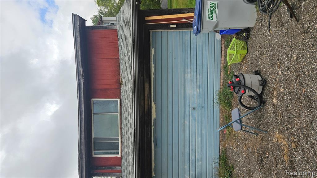 53540 West 12 Mile Road New Hudson, MI 48165 - Photo 5 of 11