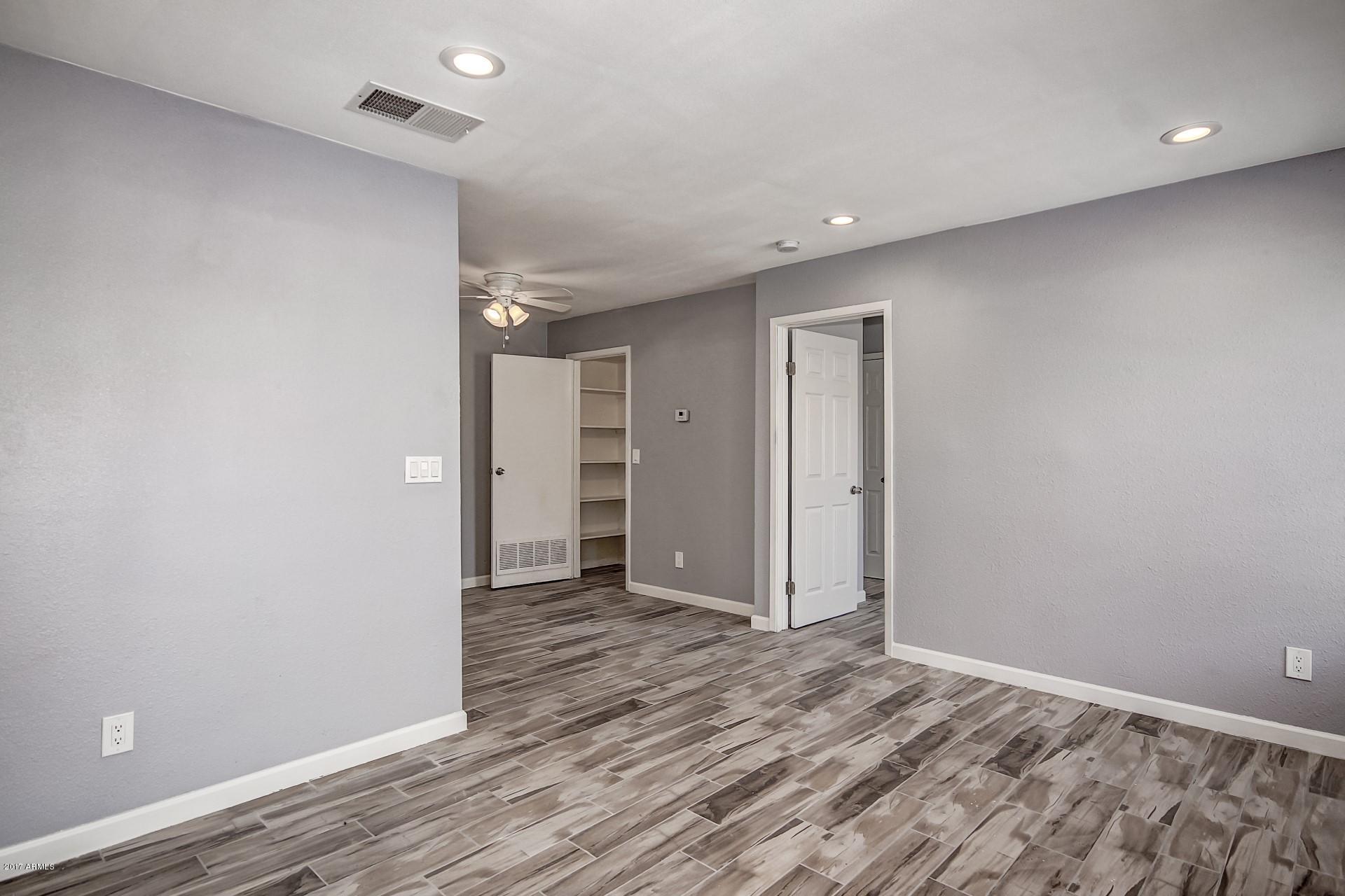 3511 East Baseline Road, Unit 1057 Phoenix, AZ 85042 - Photo 7 of 25 Entry Way