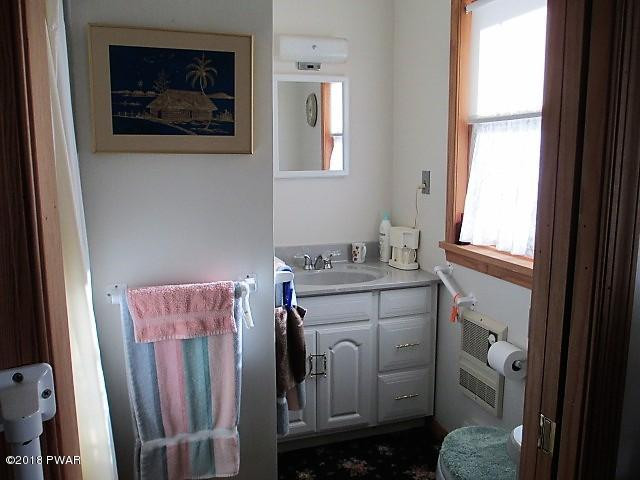 334 Everly Road Lake Ariel, PA 18436 - Photo 17 of 31