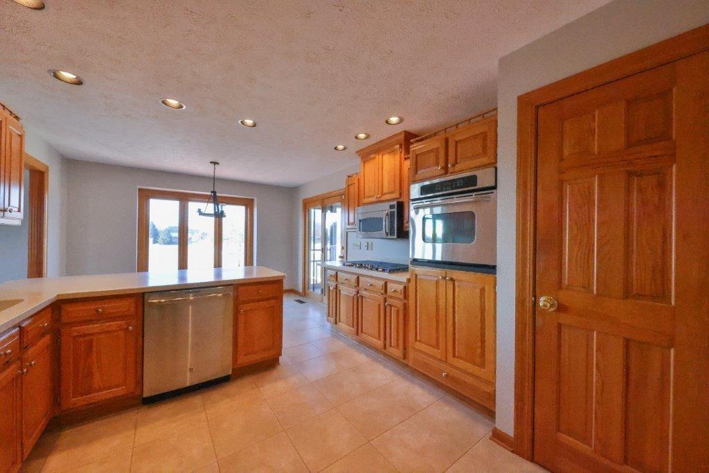 6291 Red Fox Road Pendleton, IN 46064 - Photo 6 of 21