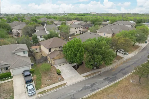 $350,000 | 1072 Four Seasons Farm Boulevard, Kyle, TX 78640