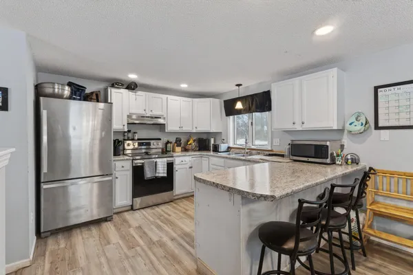 $659,000 | 8 Arbor View Lane, Scarborough, ME 04074