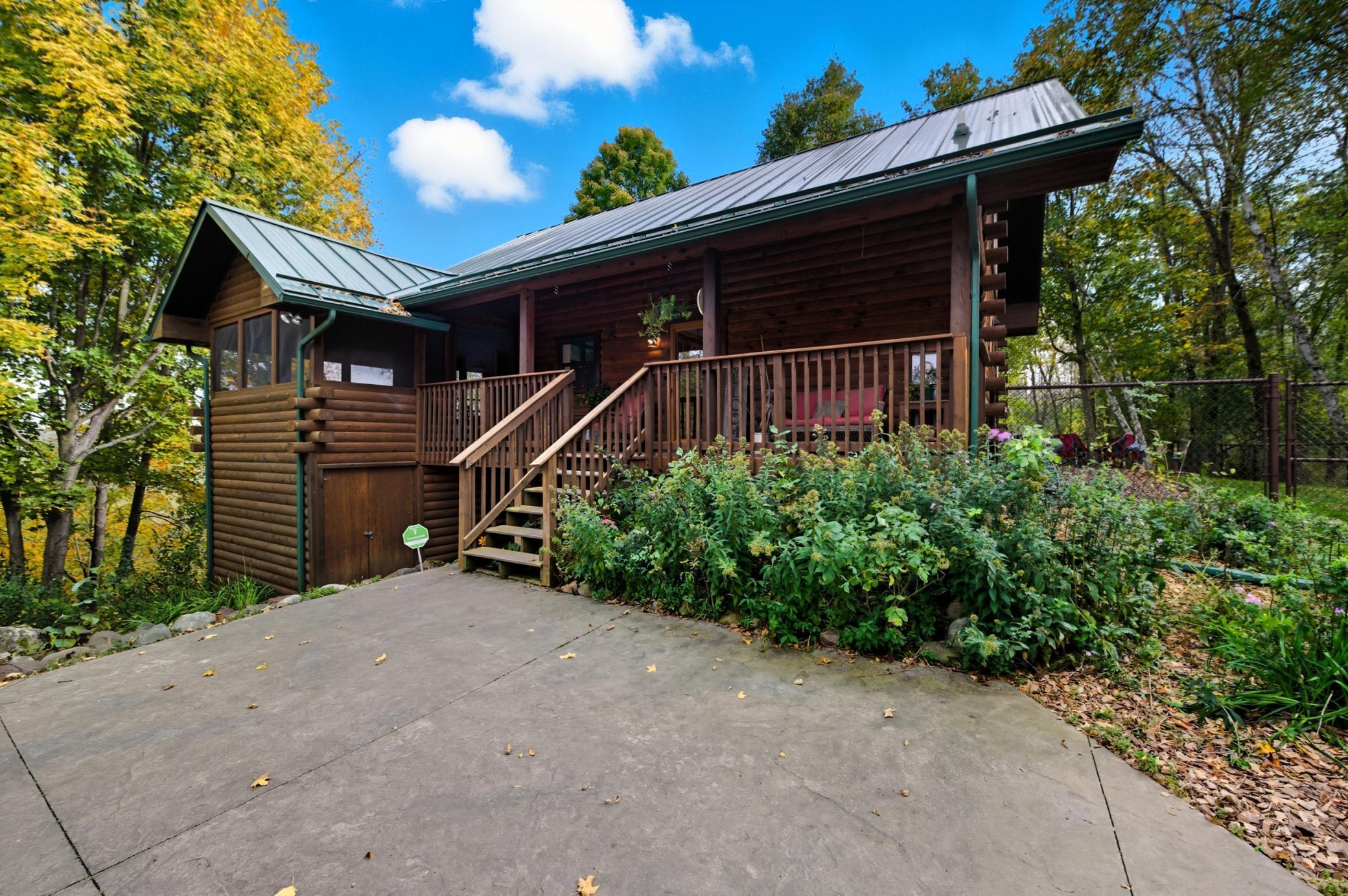 2870 218th Street Cushing, WI 54006 - Photo 3 of 35