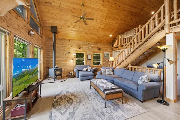 $629,900 | 2870 218th Street, Cushing, WI 54006