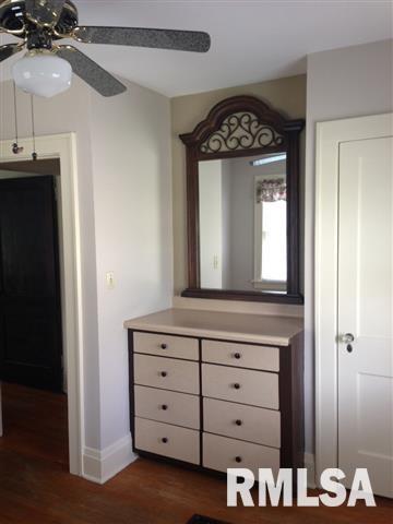2651 Middle Road Davenport, IA 52803 - Photo 21 of 24 Gallery Image 21
