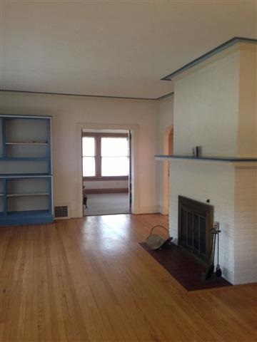 2651 Middle Road Davenport, IA 52803 - Photo 3 of 24 Gallery Image 3