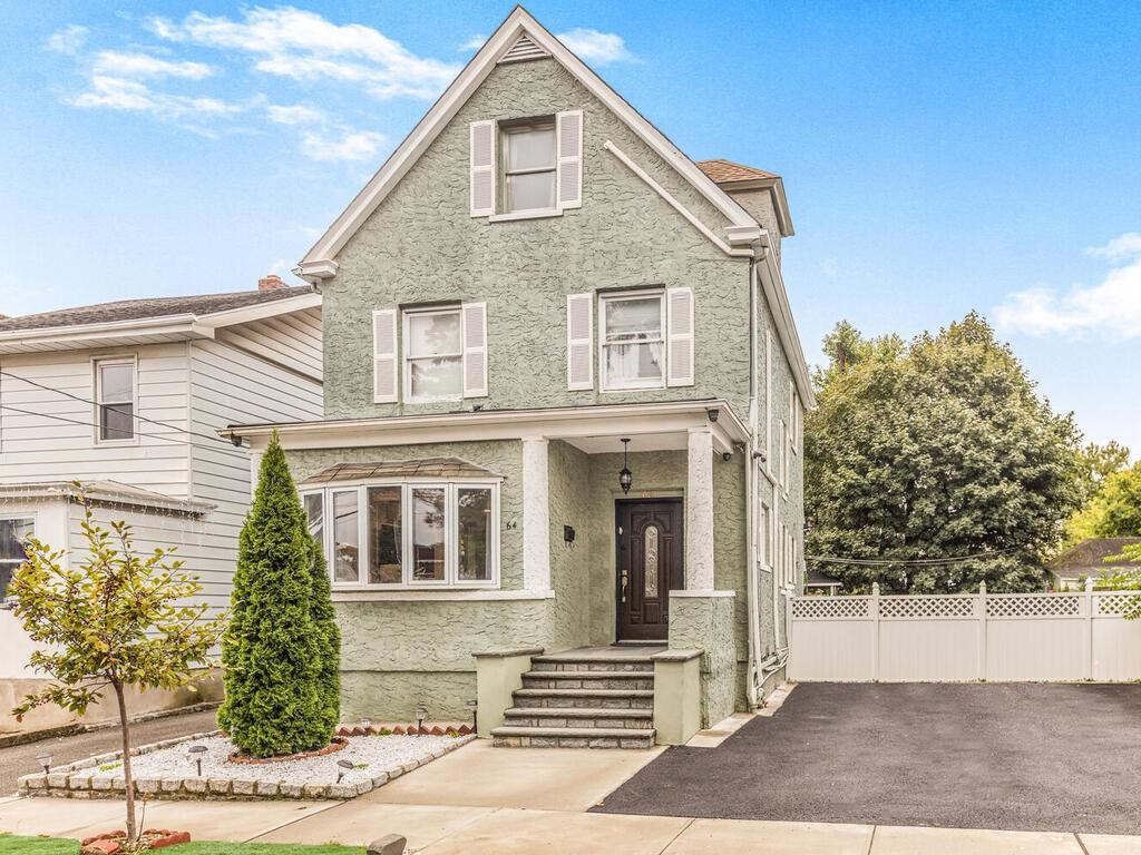 64 Huntsbridge Road Yonkers, NY 10704 - Photo 1 of 1 Gallery Image 1