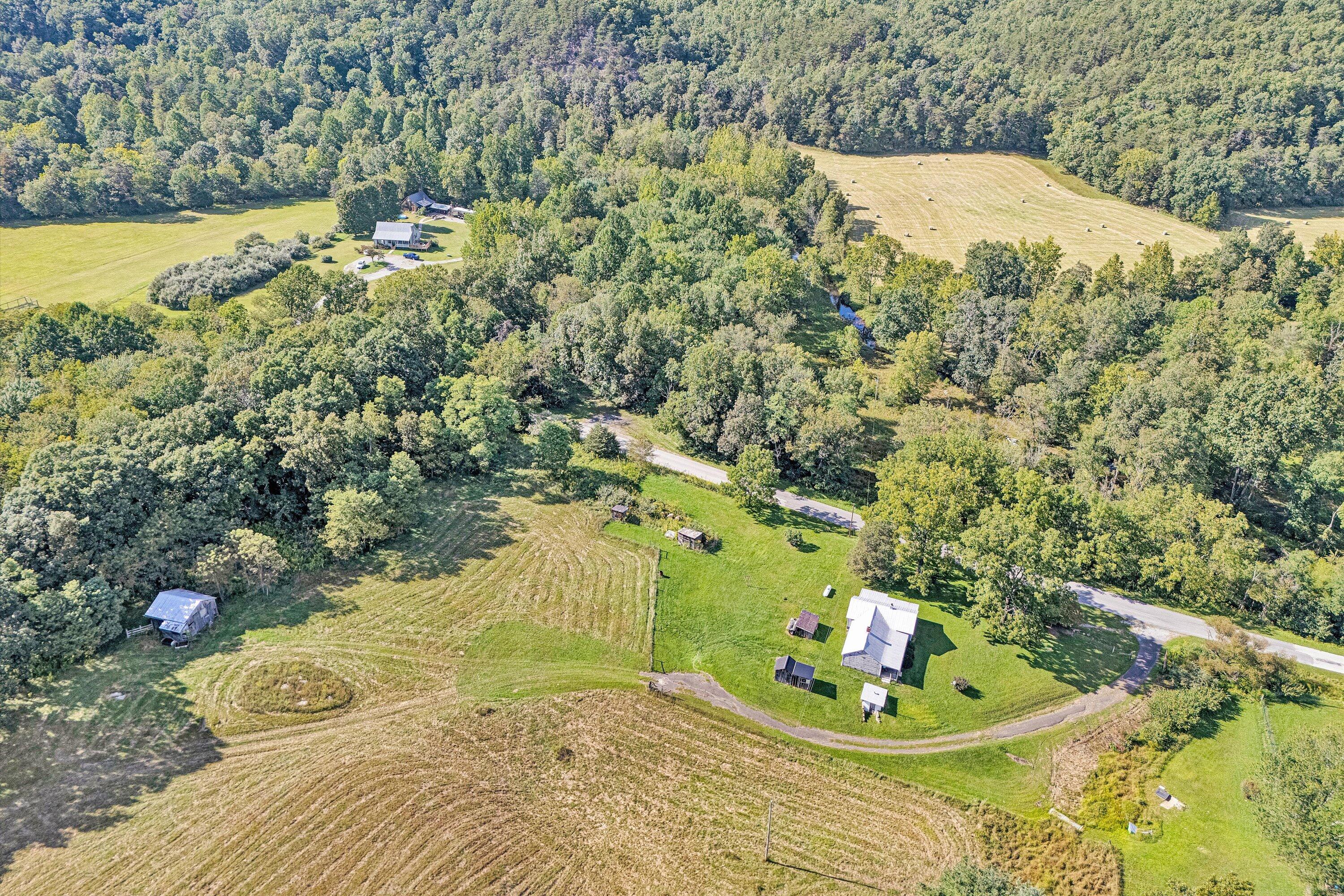 2816 Johns Creek Road New Castle, VA 24127 - Photo 11 of 76 31-DJI_20250830164415_0393