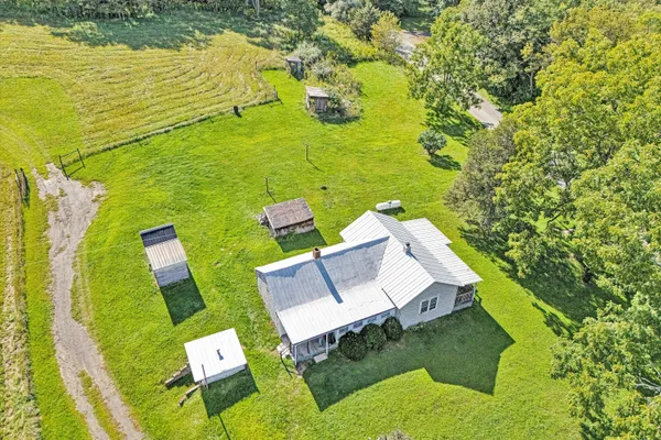 $699,900 | 2816 Johns Creek Road, New Castle, VA 24127
