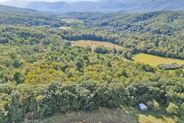 $699,900 | 2816 Johns Creek Road, New Castle, VA 24127