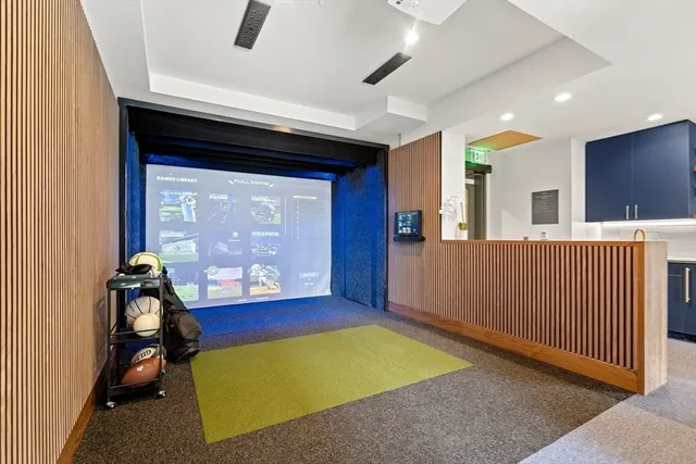 a view of an entryway with table and chairs