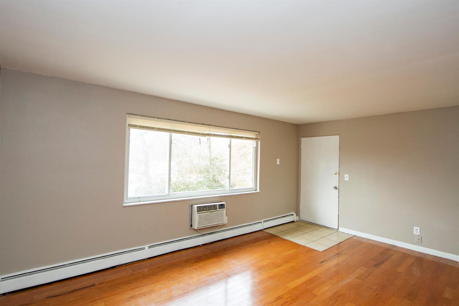 2302 Galbraith Road, Unit A4 Cincinnati, OH 45239 - Photo 3 of 25