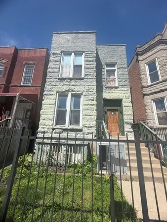 $279,000 | 1132 South Sacramento Boulevard, Chicago, IL 60612