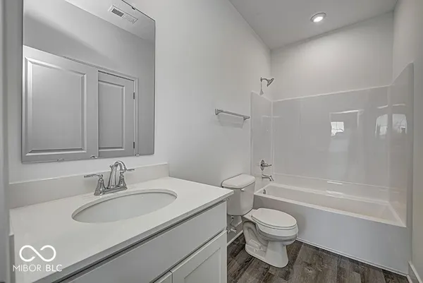 $399,999 | 5748 Arcade Boulevard, McCordsville, IN 46055