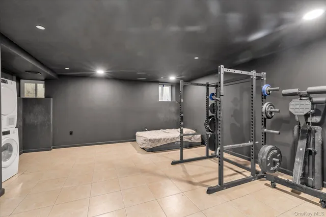 $515,000 | 40-38 194th Street, Unit A1 | Auburndale