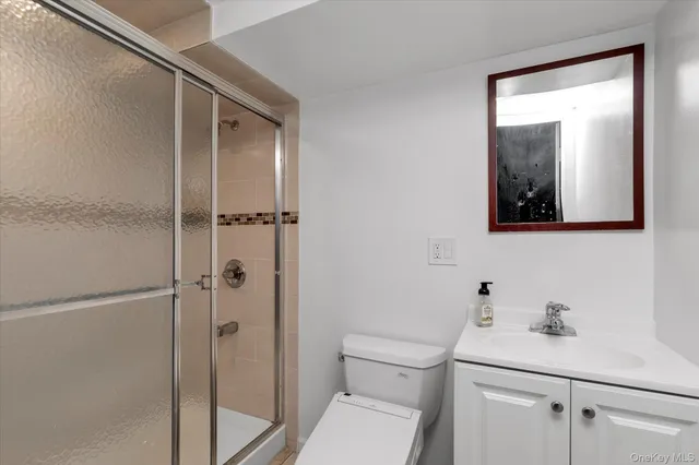 $515,000 | 40-38 194th Street, Unit A1 | Auburndale