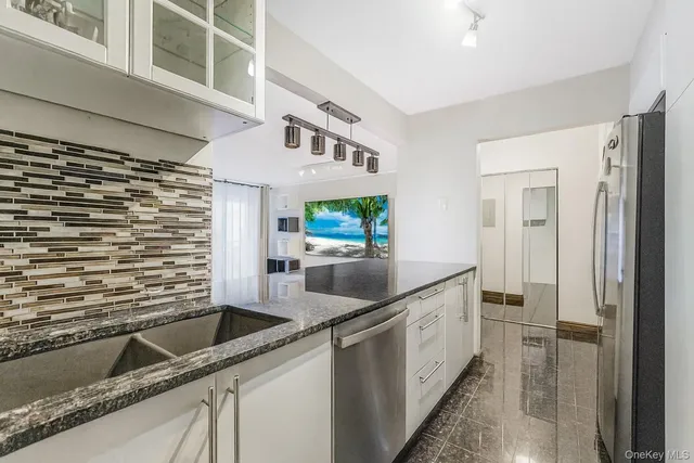 $579,888 | 40 Wellington Court | Heartland Village