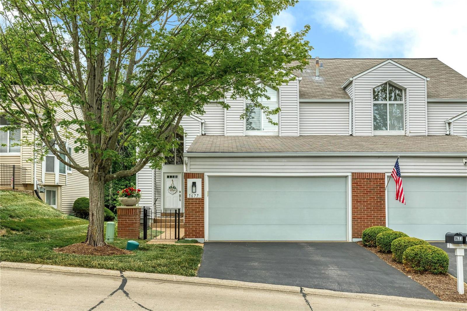1677 Ridgeview Cir Drive Ballwin, MO 63021 - Photo 2 of 38 Gallery Image 2