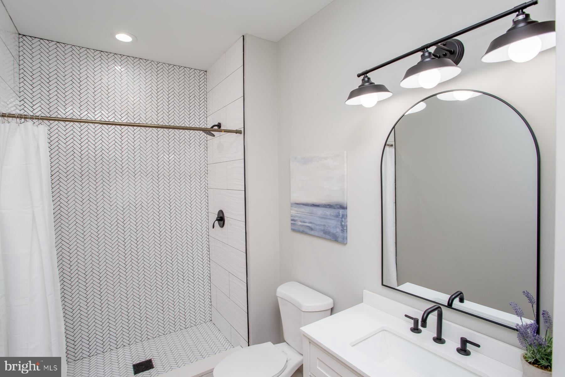 4656 Watson Drive Doylestown, PA 18902 - Photo 38 of 79 1st floor Full bath