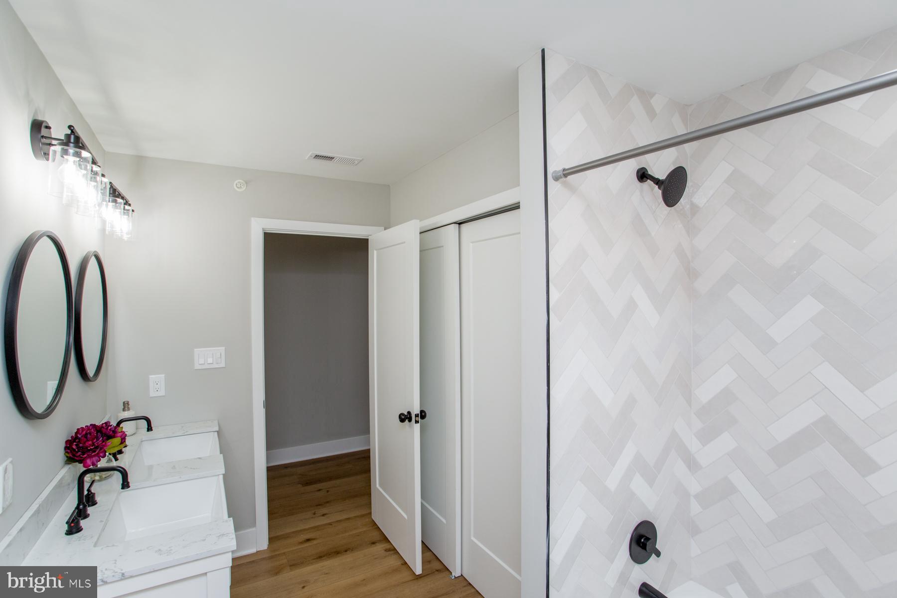 4656 Watson Drive Doylestown, PA 18902 - Photo 63 of 79 2nd Floor Hall Bath