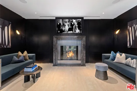 $2,750,000 | 9200 Wilshire Boulevard, Unit 504E, Beverly Hills, CA 90212