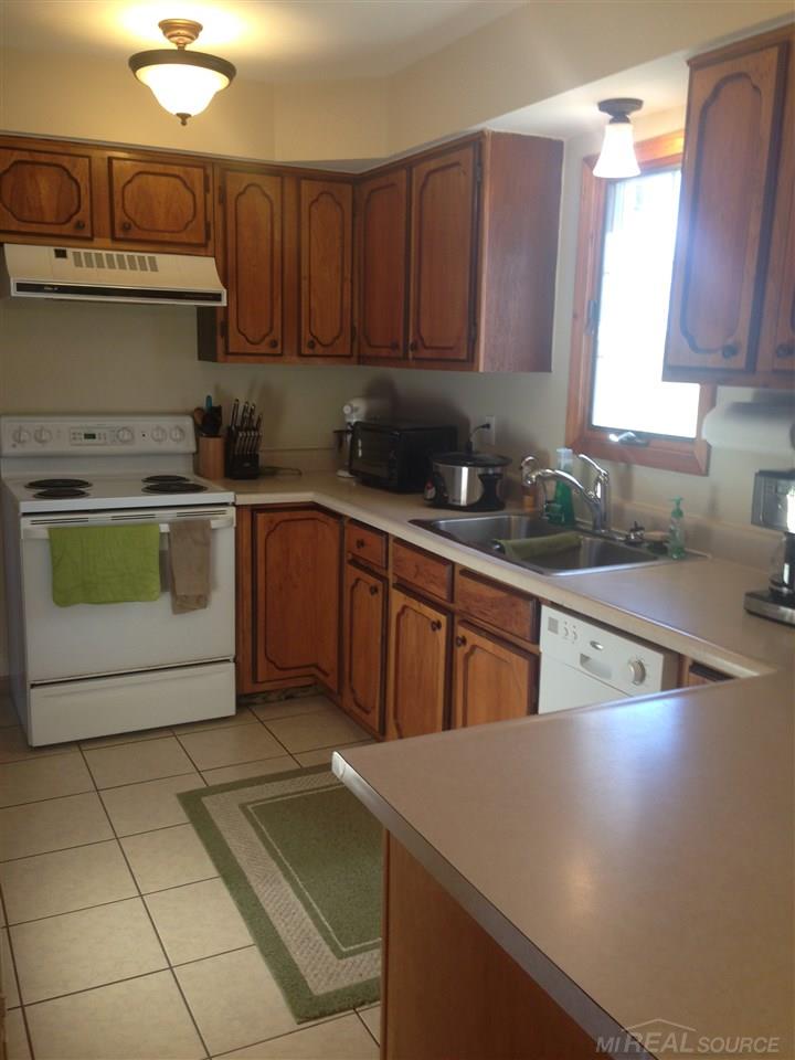 980 Palms Road Columbus, MI 48063 - Photo 3 of 19