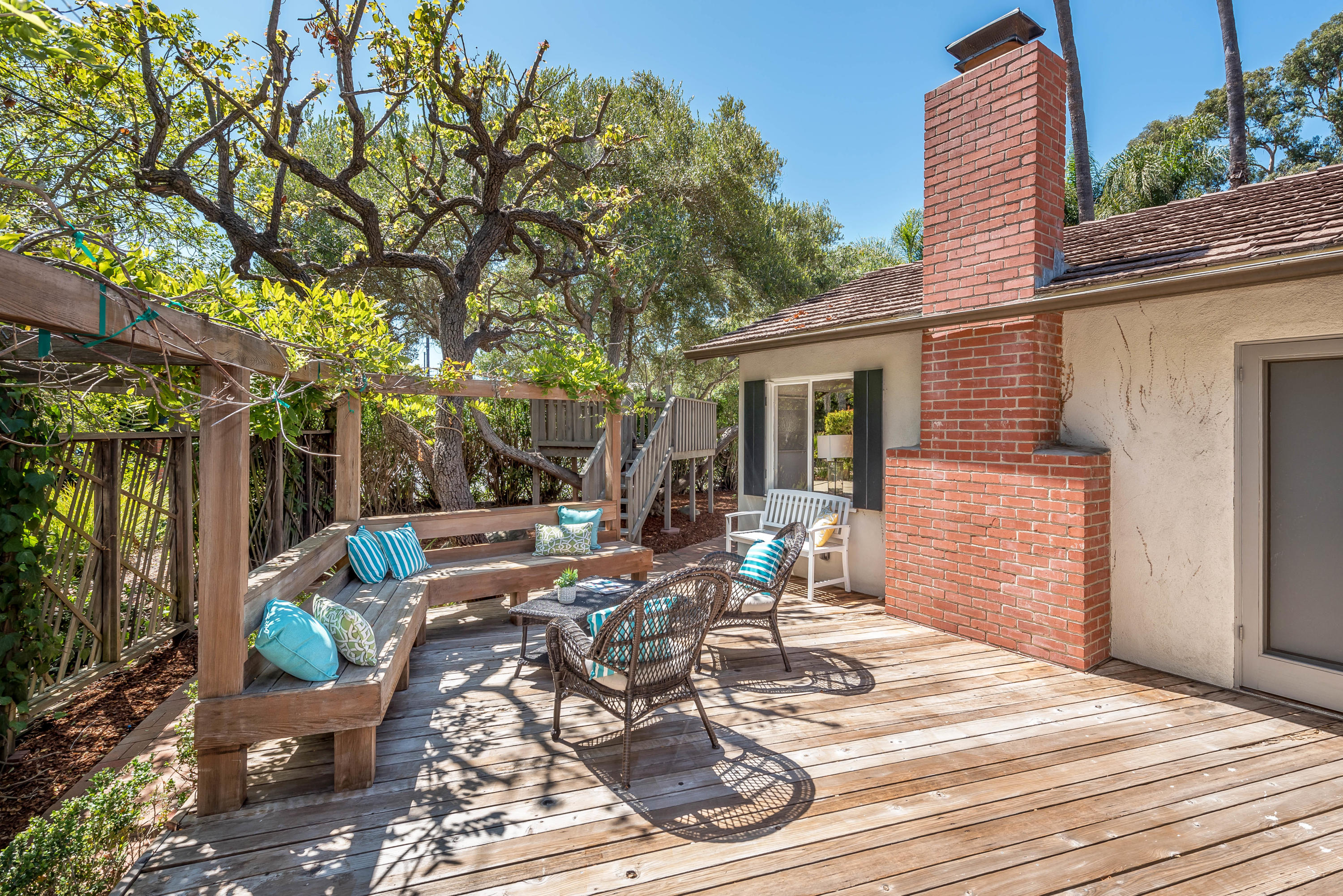 557 Scenic Drive Santa Barbara, CA 93103 - Photo 20 of 21 Deck