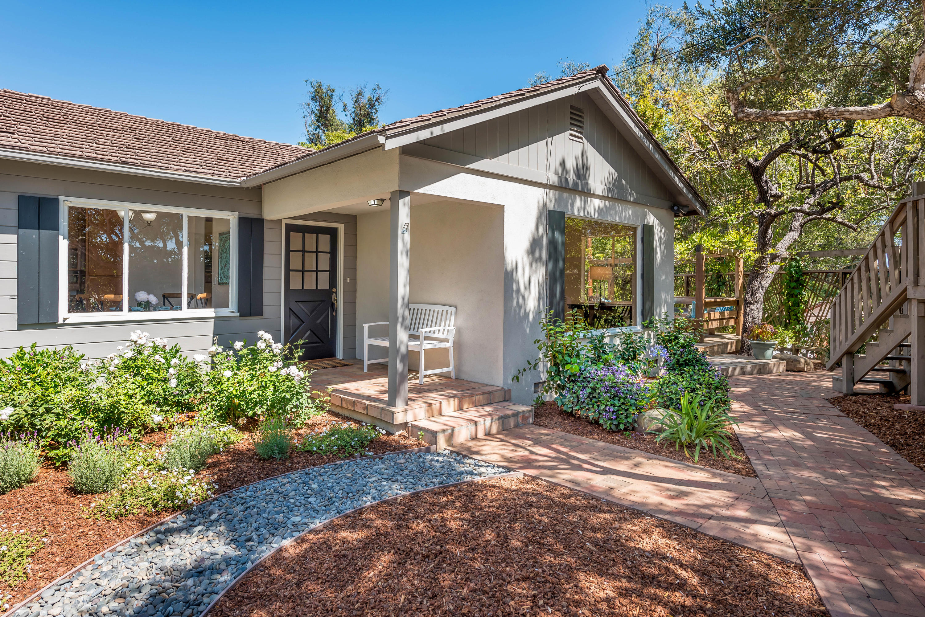 557 Scenic Drive Santa Barbara, CA 93103 - Photo 4 of 21 Front entrance with new landscaping