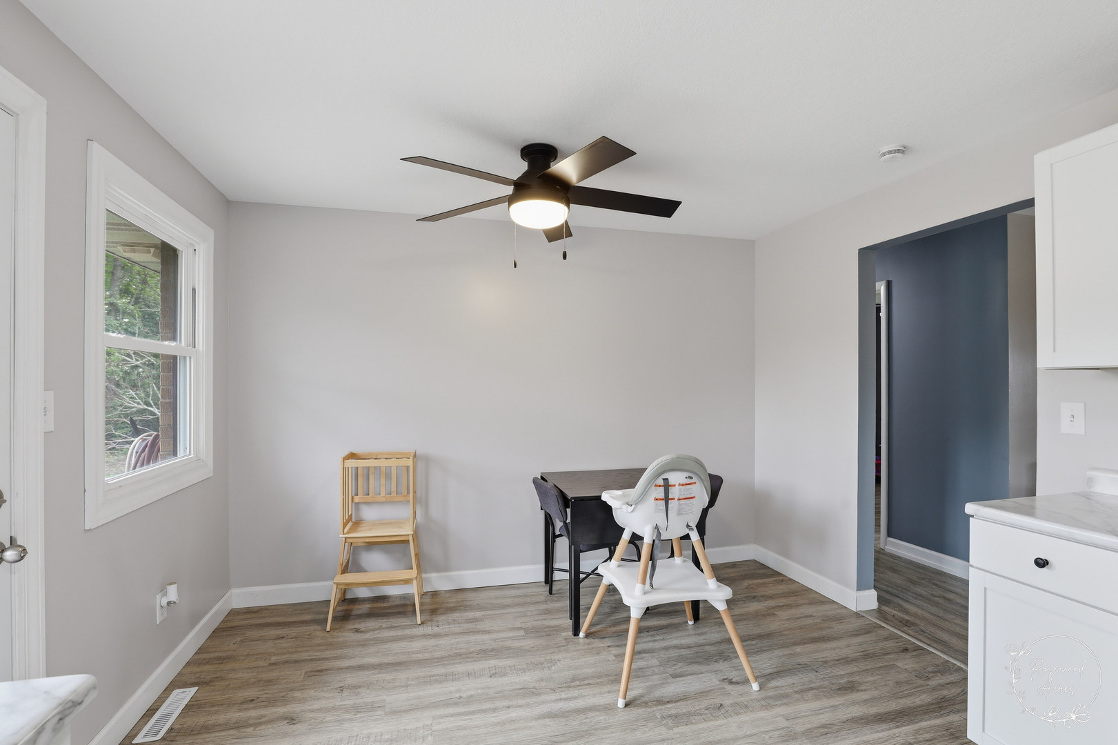 235 East 2740s Road Kankakee, IL 60901 - Photo 6 of 22 a work room with furniture and a window