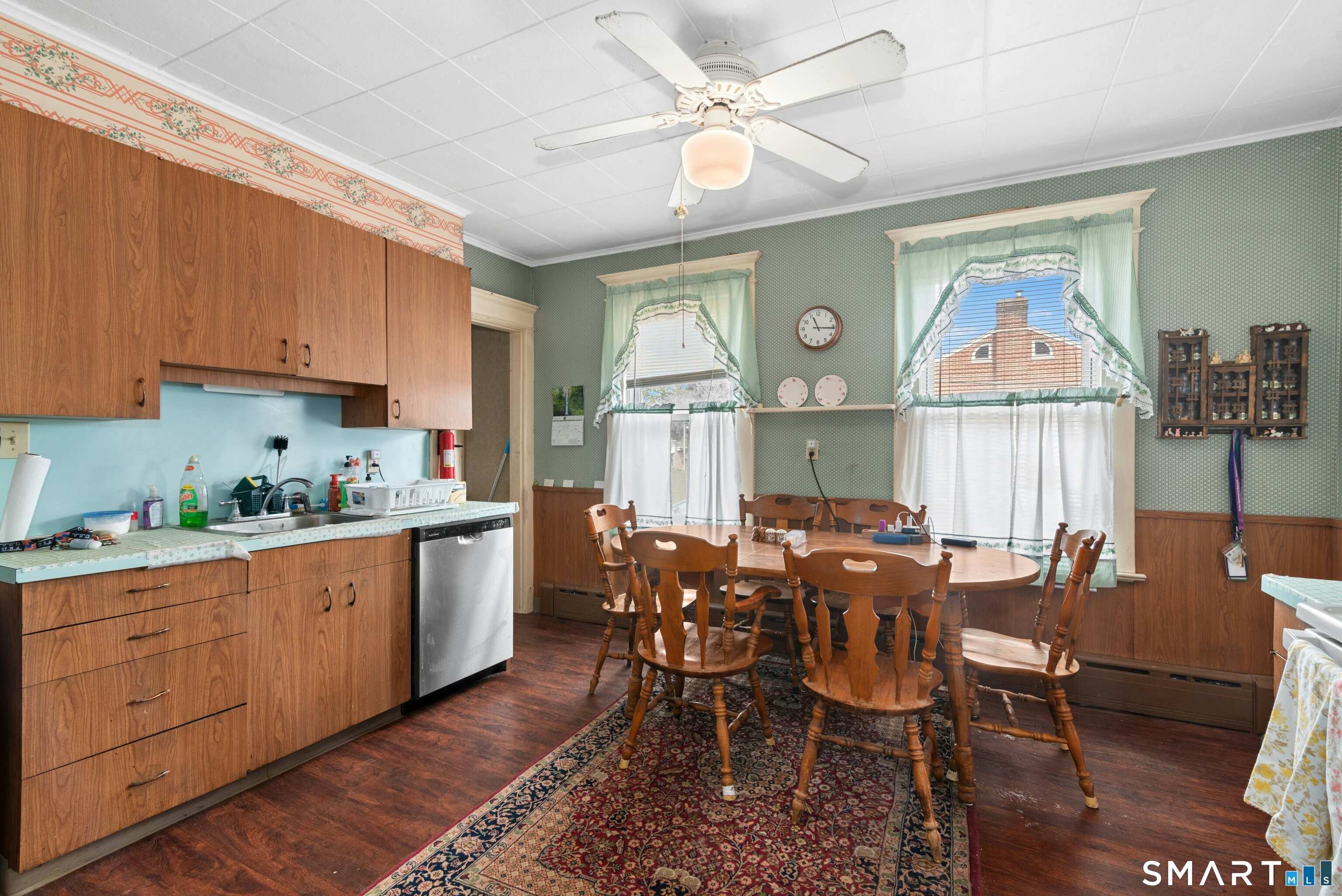 308 Highland Avenue Waterbury, CT 06708 - Photo 18 of 39