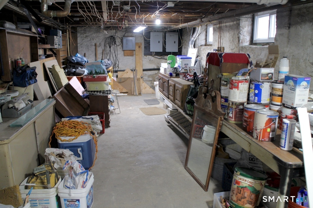 308 Highland Avenue Waterbury, CT 06708 - Photo 34 of 39