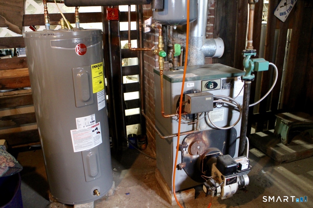 308 Highland Avenue Waterbury, CT 06708 - Photo 36 of 39