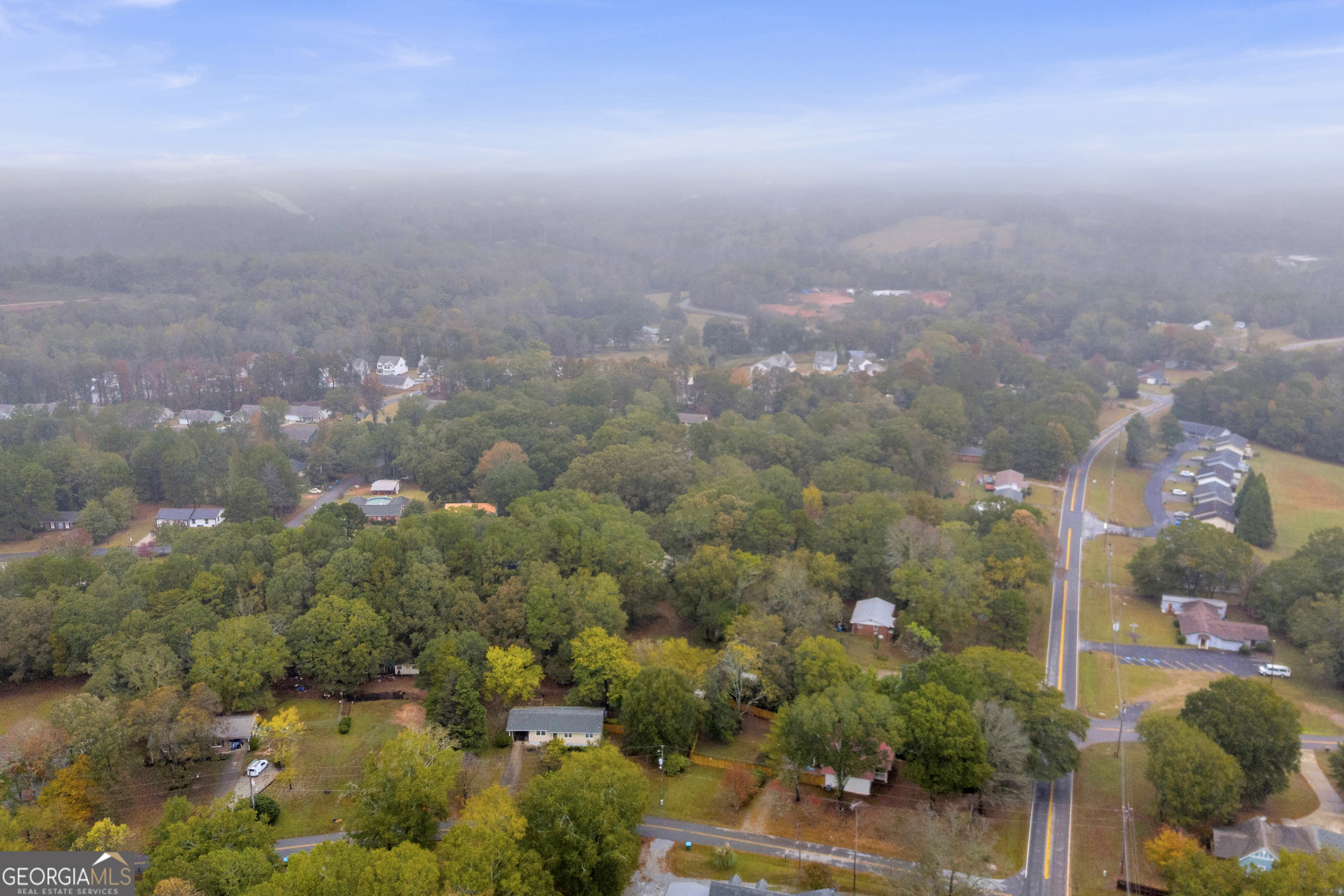 73 Highland Estates Commerce, GA 30529 - Photo 45 of 55 an aerial view of a city