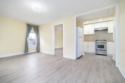 $2,250 | 75 Soundview Avenue, Stamford, CT 06902