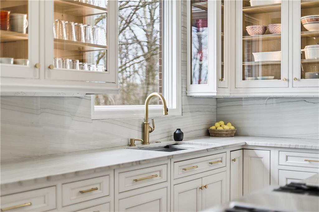 312 Sewickley Ridge Drive Sewickley, PA 15143 - Photo 15 of 50