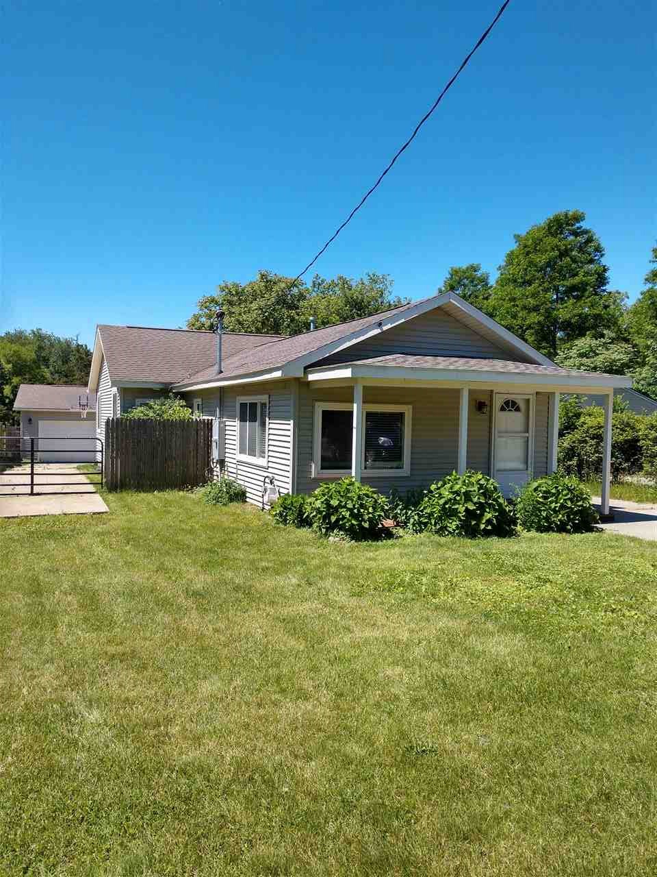 5297 Flushing Road Flushing, MI 48433 - Photo 3 of 35 31384378-2.JPG
