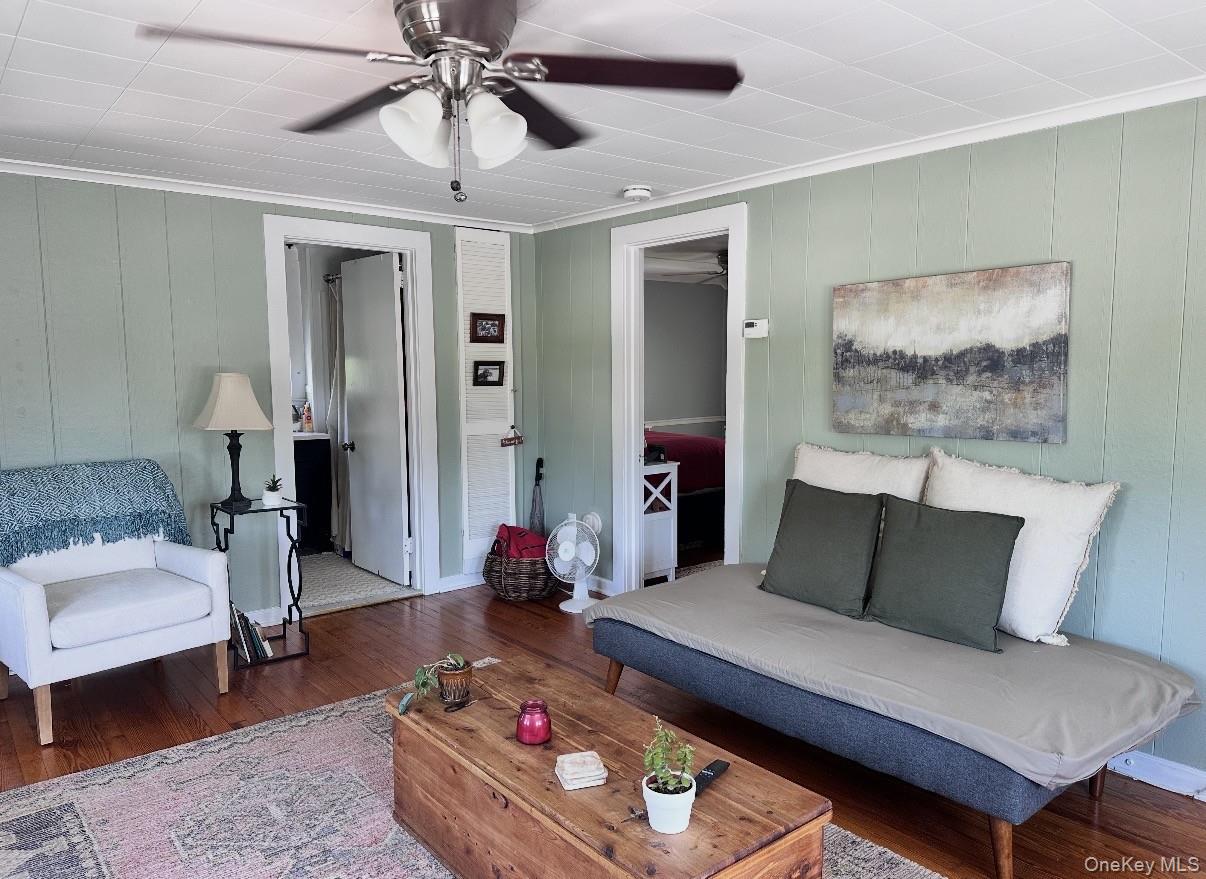 2 Orchard Neck Road Center Moriches, NY 11934 - Photo 3 of 5