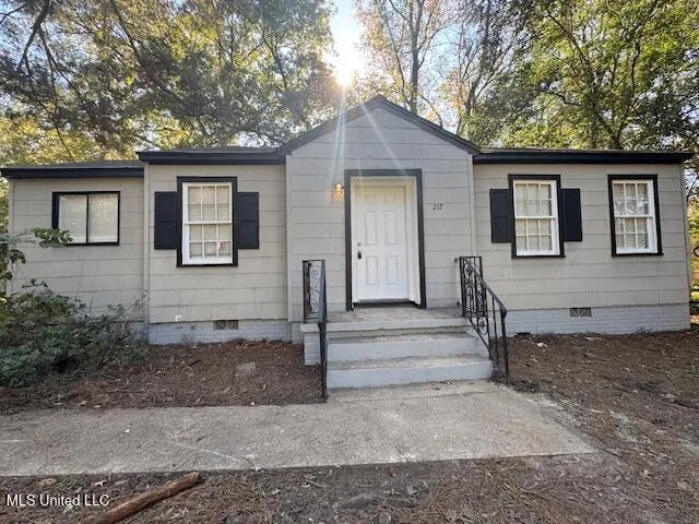 $69,000 | 217 South Sunset Terrace, Jackson, MS 39212