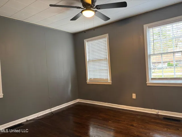 $69,000 | 217 South Sunset Terrace, Jackson, MS 39212