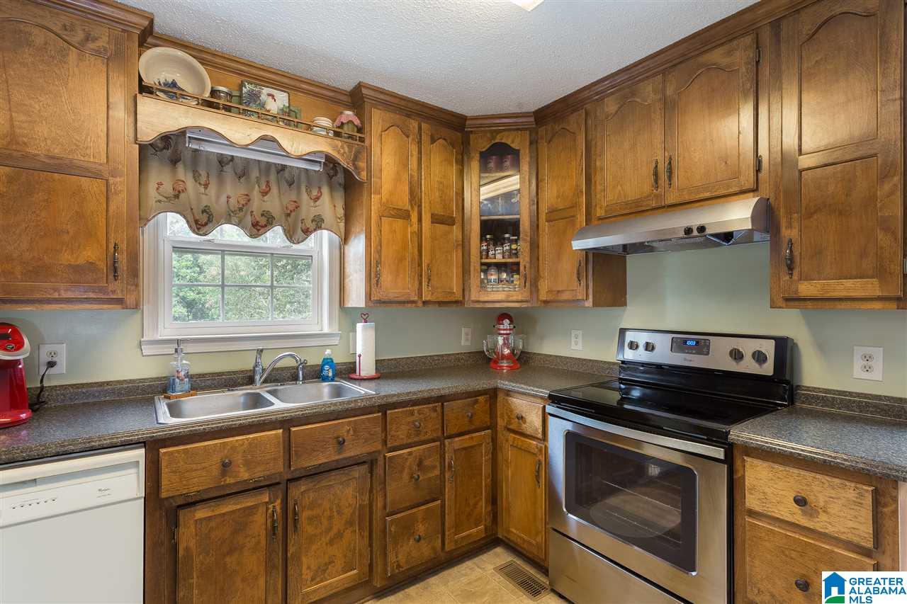 5314 Pinson Ridge Pinson, AL 35126 - Photo 17 of 38