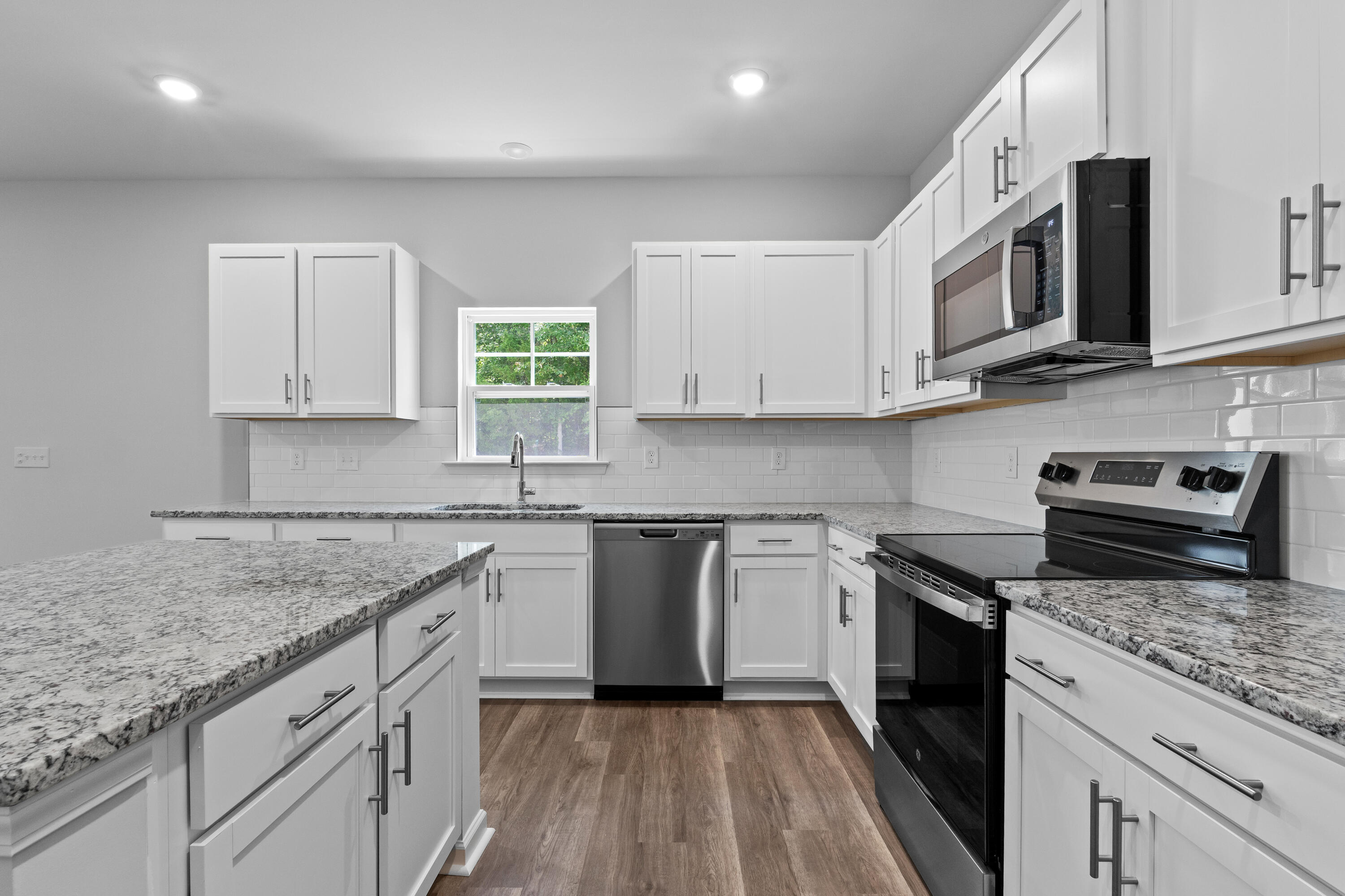 271 Raglins Way Lugoff, SC 29078 - Photo 12 of 31 Gallery Image 12