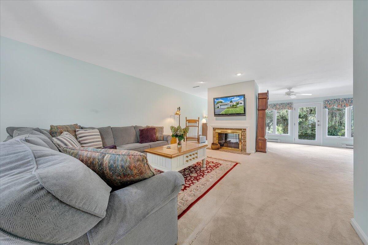 2510 South Clearing Road Salem, VA 24153 - Photo 3 of 44 03-MIB02948