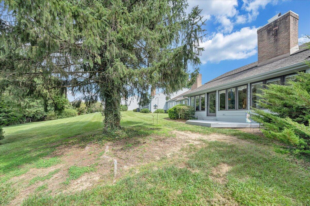 2510 South Clearing Road Salem, VA 24153 - Photo 34 of 44 34-MIB02942