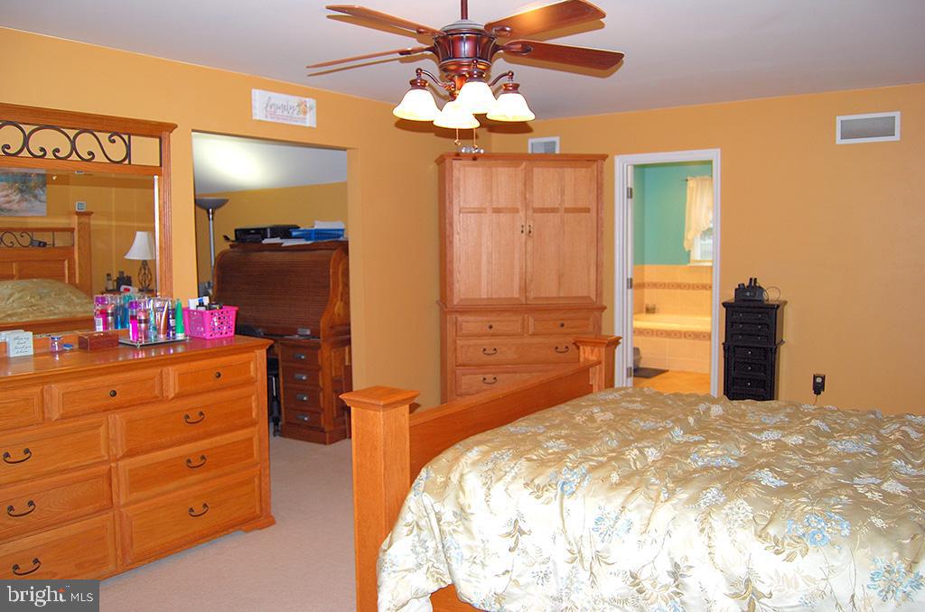 2708 Beacon Drive Sinking Spring, PA 19608 - Photo 20 of 45 Master bedroom
