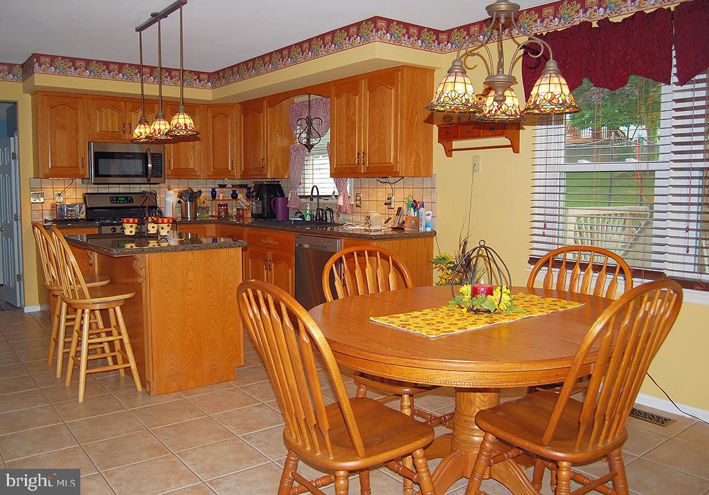 2708 Beacon Drive Sinking Spring, PA 19608 - Photo 10 of 45