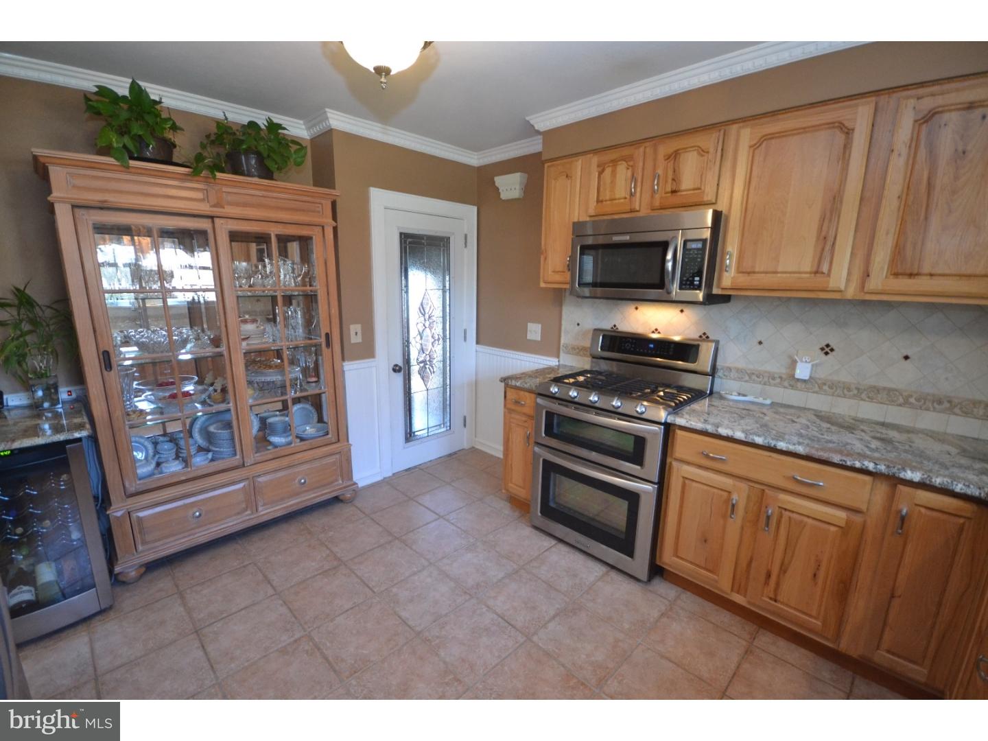 10 Temple Road Vineland, NJ 08360 - Photo 4 of 25 Gallery Image 4