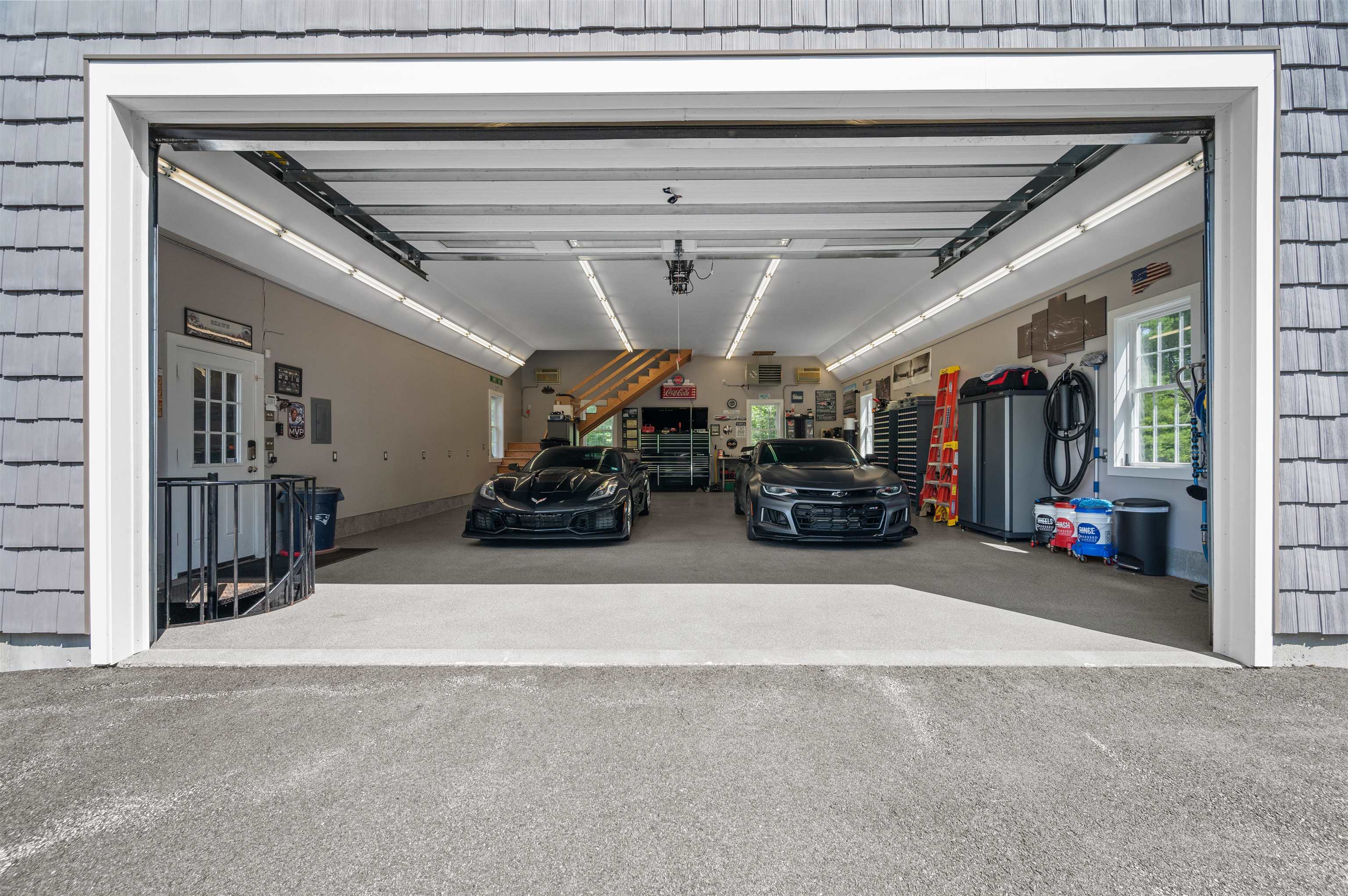 113 S Road Deerfield, NH 03037 - Photo 16 of 60