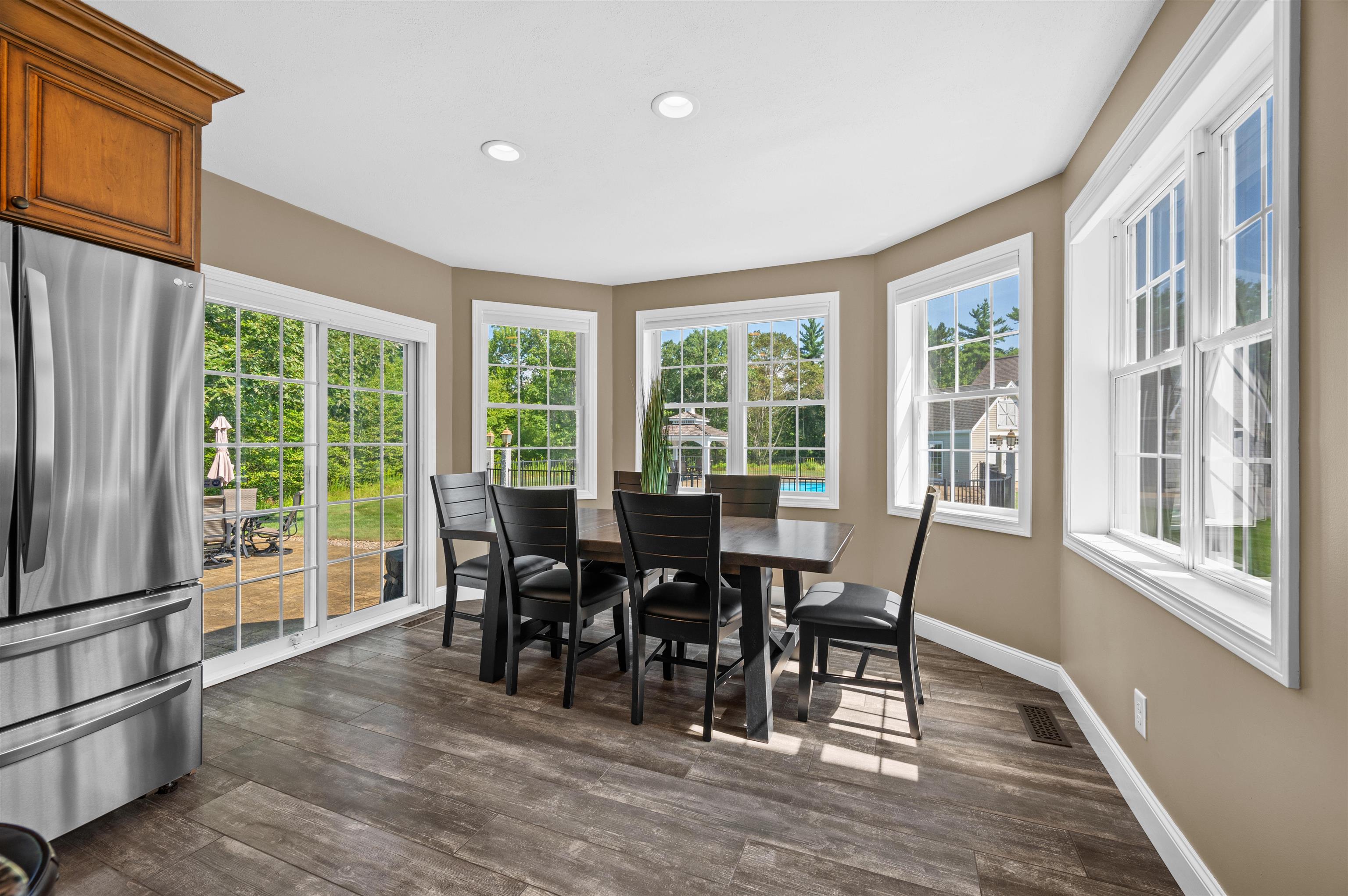 113 S Road Deerfield, NH 03037 - Photo 25 of 60