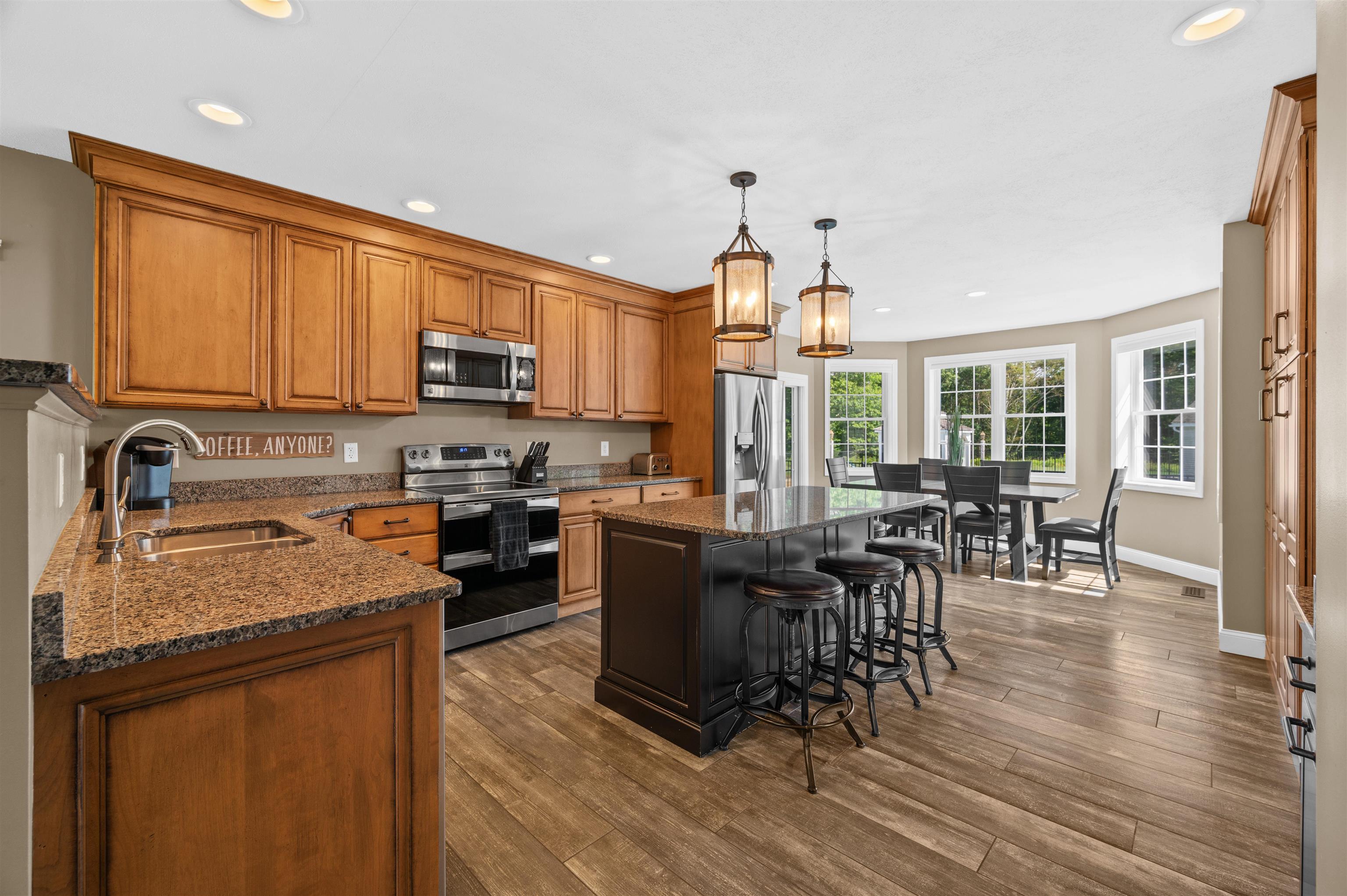 113 S Road Deerfield, NH 03037 - Photo 27 of 60