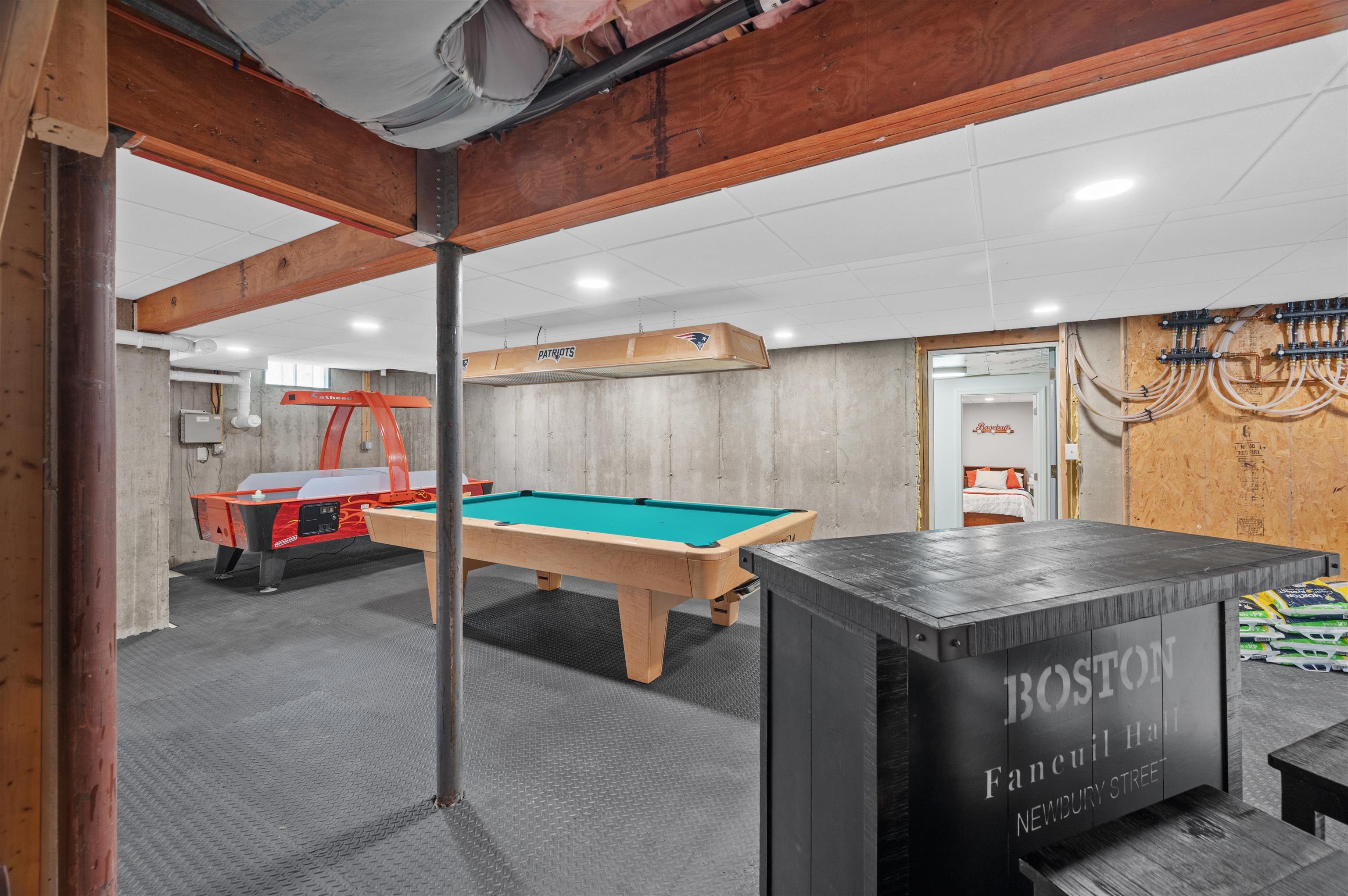 113 S Road Deerfield, NH 03037 - Photo 44 of 60